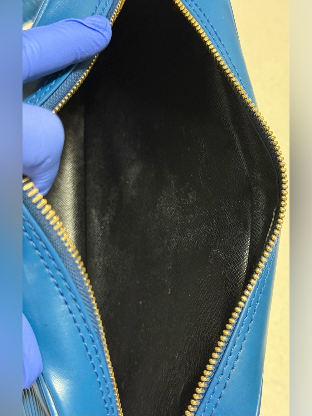 Louis Vuitton Vintage Trocadero Epi Leather - Picture 12 of 16